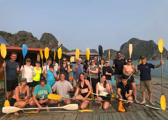 Vega Traditional Junk 3* Hạ Long